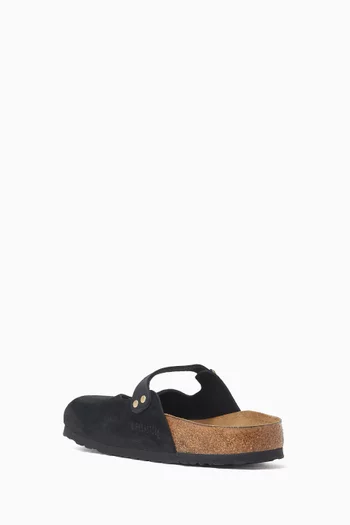 Maria Leve Clogs in Suede