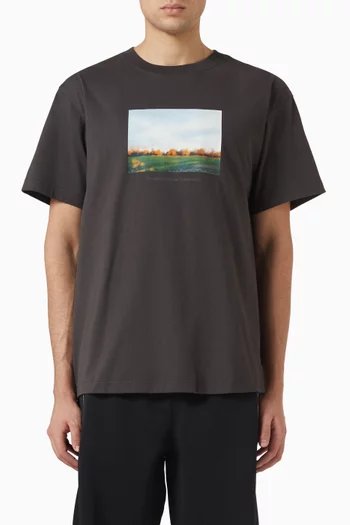 Graphic-print T-shirt