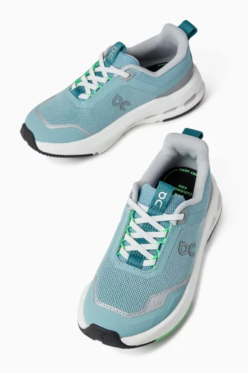Cloudnova Sneakers in Mesh