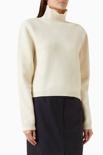 Statement Shoulder Cropped Turtleneck Sweater in Wool & Cashmere