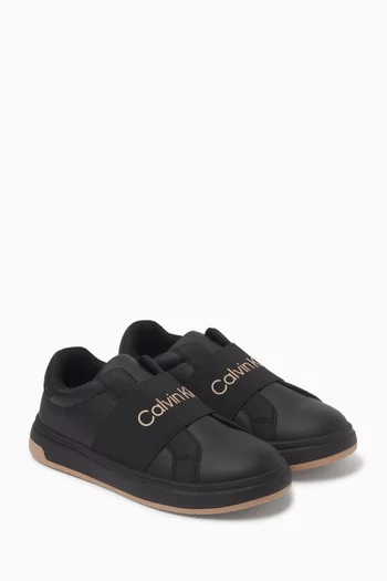 Low-cut Sneakers in Faux Leather