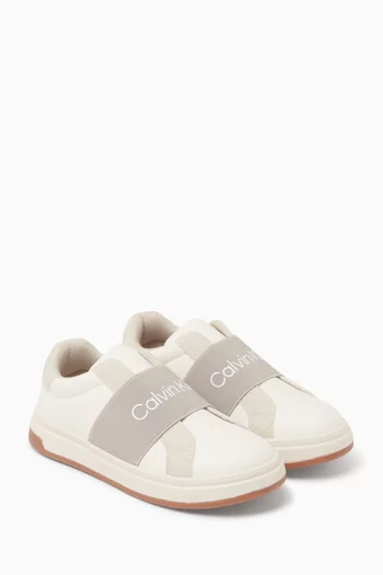 Low-cut Sneakers in Faux Leather