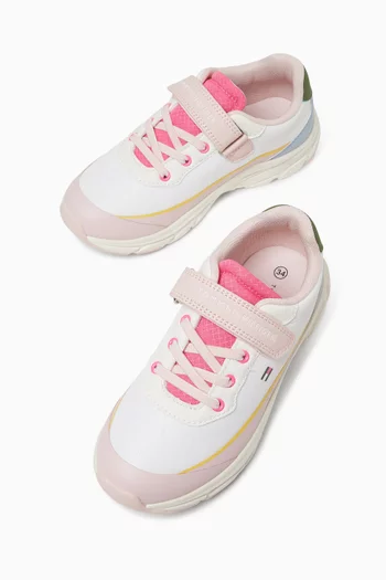 Low-cut Sneakers