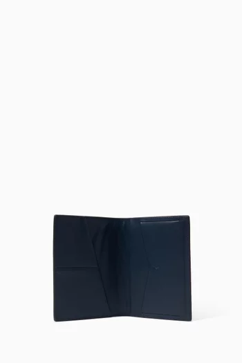 126 Passport Wallet in Grained Nappa Leather