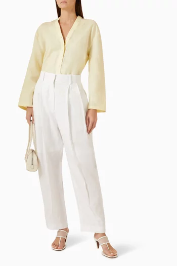 Button-detail Shirt in Linen