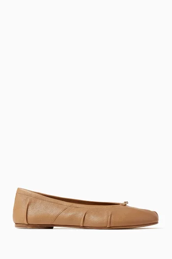 Tabi Ballerina Flats in Leather