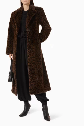 Oversized Coat in Faux Fur