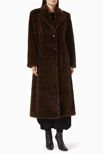 Oversized Coat in Faux Fur
