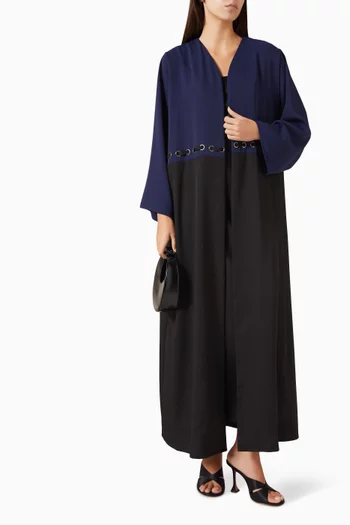 Contrast-panel Crepe Abaya in Crepe
