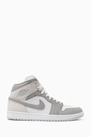 Air Jordan 1 Mid Sneakers in Leather