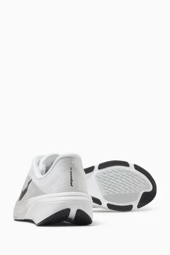 Air Zoom Pegasus 42 Sneakers in Mesh