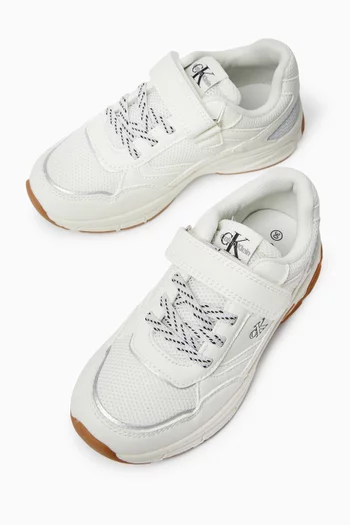 Low Cut Sneakers