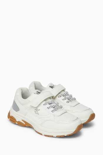 Low Cut Sneakers