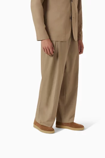 Traveler Loafers in Suede