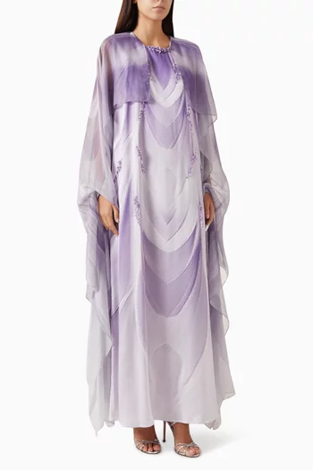قفطان مزين بتطريزات