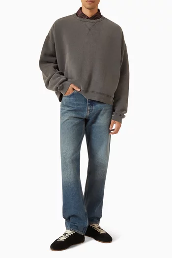 Standard Jeans in Denim