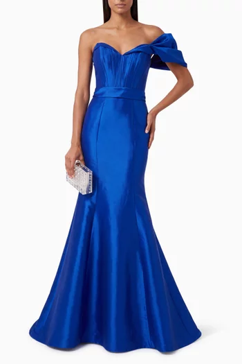 One-shoulder Mermaid Gown in Satin-crepe