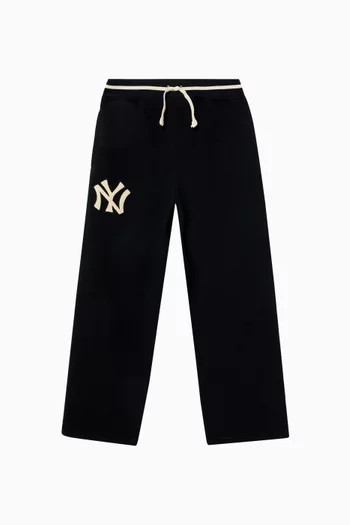 Wide-leg Knitted Pants