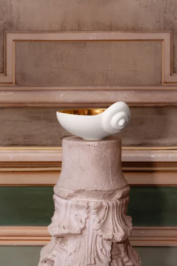 x Jessica McCormack Medium Shell Bowl in Porcelain