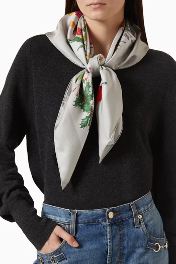 Flora Printed Carré in Silk Twill