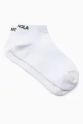 أبيض
