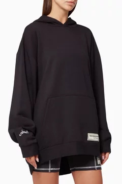 أسود