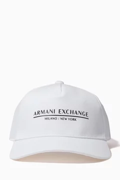أبيض