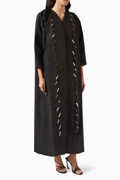 أسود
