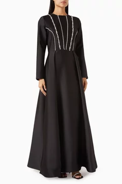 أسود