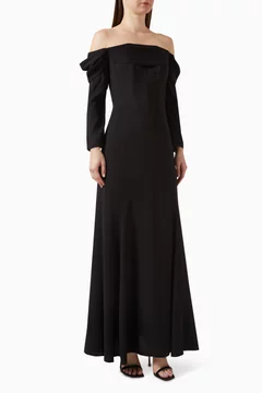 أسود