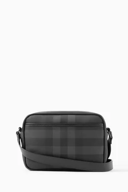 Burberry shop pouch mens