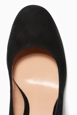 Buy Gianvito Rossi Black Black Linda Suede Block Heel Pumps For Women Online Ounass Bahrain