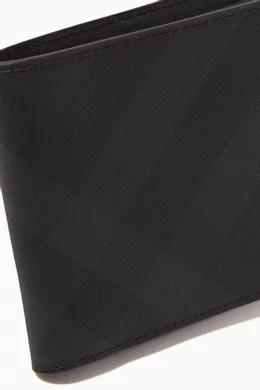 Buy Burberry Grey International Bi Fold Wallet in London Check Leather For Men Online Ounass Bahrain