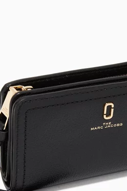 Buy Marc Jacobs Black Softshot Compact Wallet in Leather For Women Online Ounass Bahrain