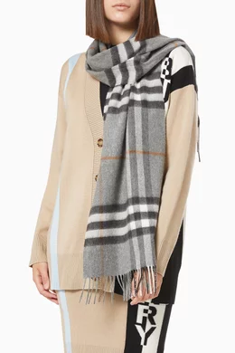 Buy Burberry Grey The Classic Scarf in Vintage Check Cashmere For Women Online Ounass Bahrain