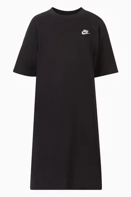 Buy Nike Black Logo T shirt Dress in Cotton For Girls Online Ounass Bahrain
