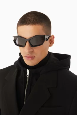 Buy Givenchy Eyewear Black Cat eye Sunglasses in Acetate For Men Online Ounass Bahrain