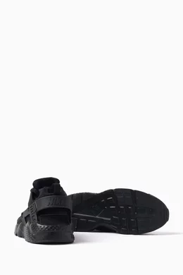 Buy Nike Black Junior Huarache Run 2.0 Sneakers in Textile For Boys Online Ounass Bahrain