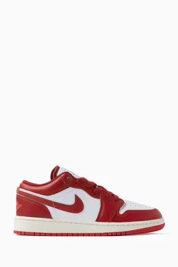 Buy Nike White Kids Air Jordan 1 Mid SE in Leather For Boys Online Ounass Bahrain