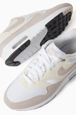 Mauve nike shoes 2025