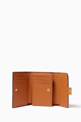 Buy MCM Black Small Tracy Trifold Wallet in Visetos Canvas For Women Online Ounass Bahrain