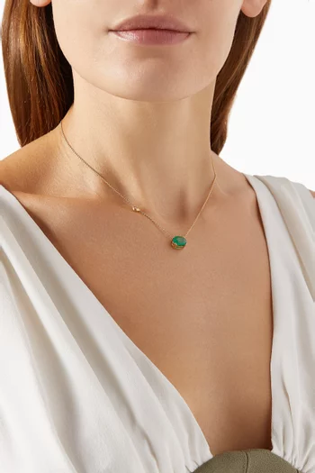 Oval-cut Emerald Necklace in 18kt Gold