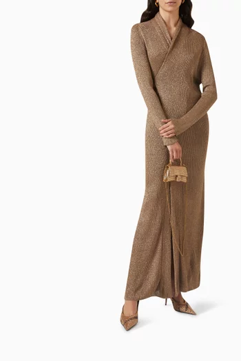 فستان طويل بتصميم ملفوف من نسيج لوركس مضلع