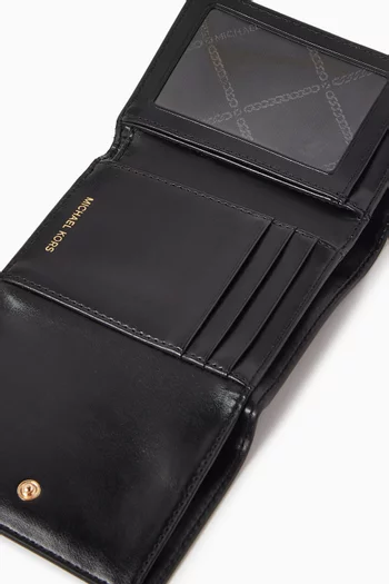 محفظة باركر متوسطة ثلاثية الطيّ جلد