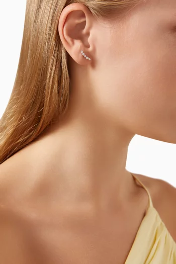 Curve Diamond Single Stud Earring in 18kt White Gold