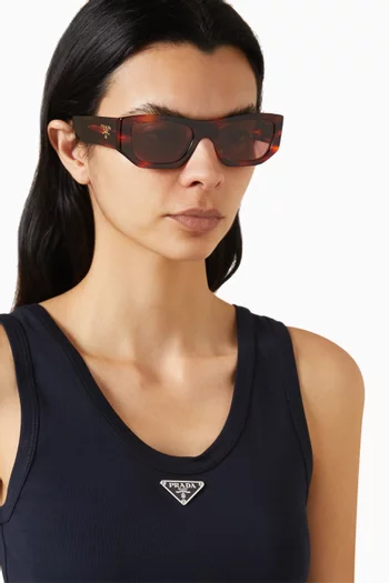 نظارة شمسية بيلو بإطار مستطيل أسيتات