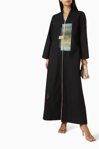 Graphic-patch Abaya in Cotton