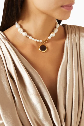 Celia Pearl Necklace in 18kt Gold-plated Bronze