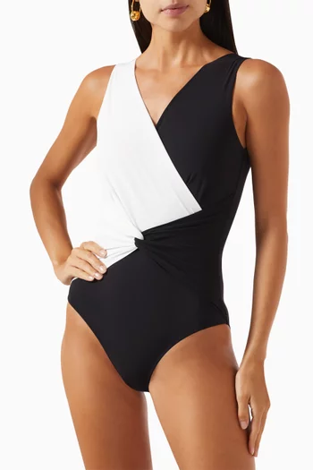 Knot Filly One-piece Swimsuit