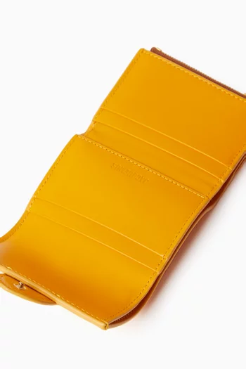 Le Compact Bambino Flap Wallet in Calfskin Leather